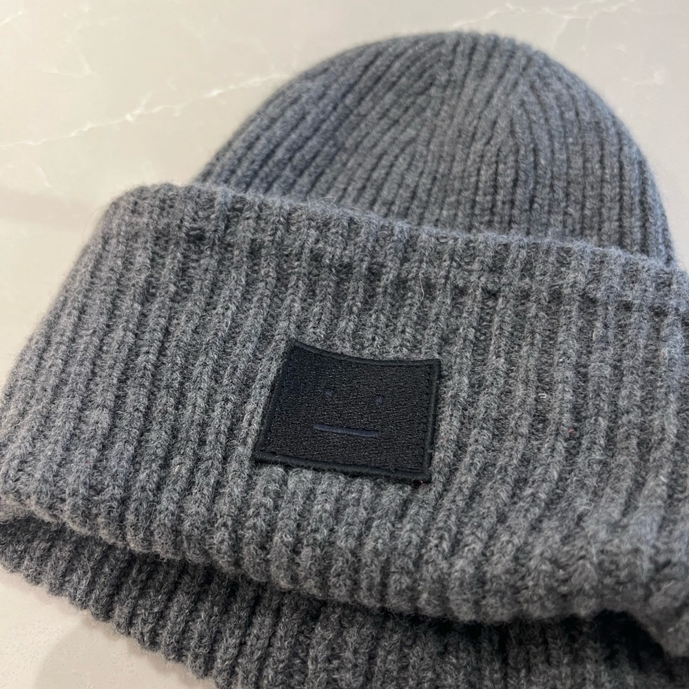 Acne grey beanie
